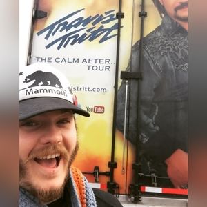 Vintage Mammoth trucker hat & pins